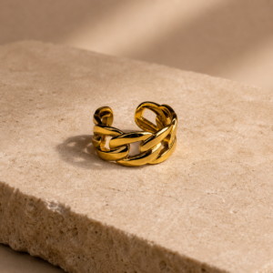 Golden Interlink Statement Ring